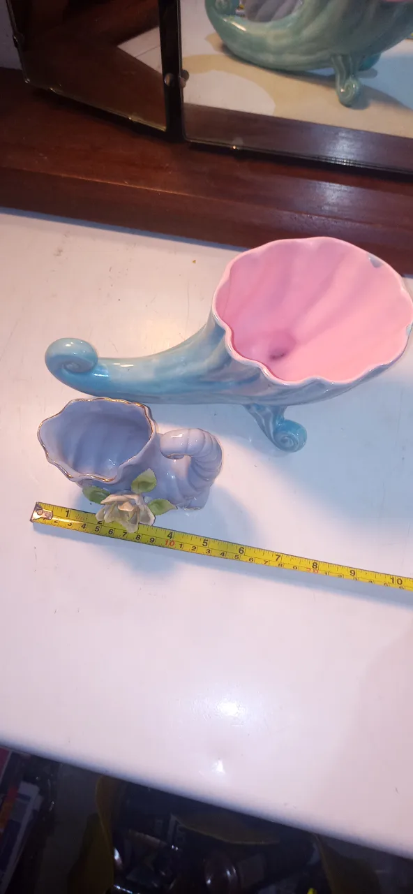 Vintage Cornucopia Vases - Set of 2 image indicator(3)