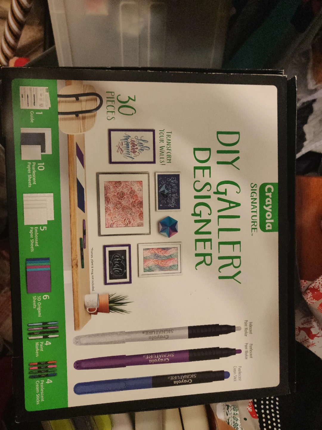 CRAYOLA DIY GALLERY DESIGNER