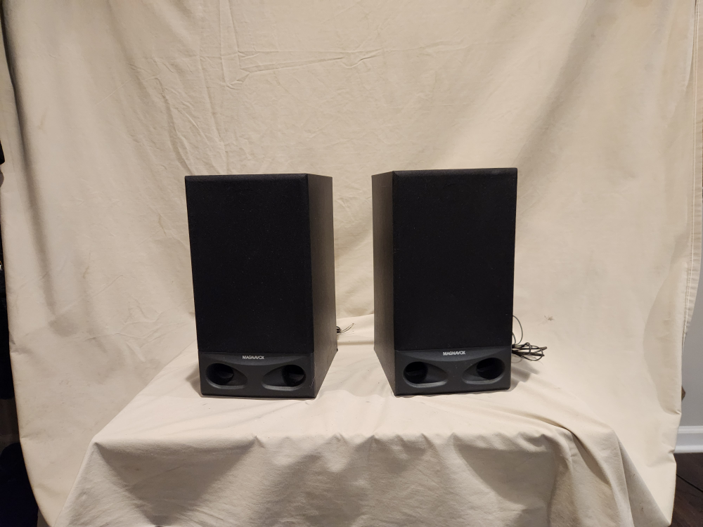 Magnavox FW25 Speakers