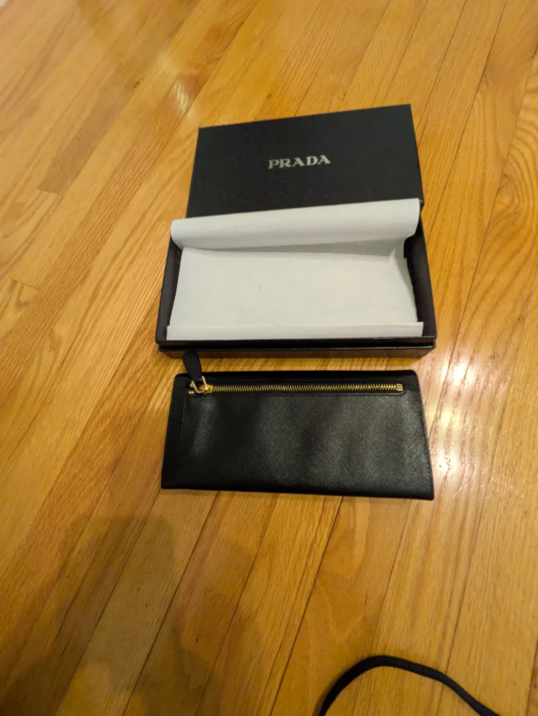 #cleanout# Brand new Prada Black Leather Wallet image indicator(8)