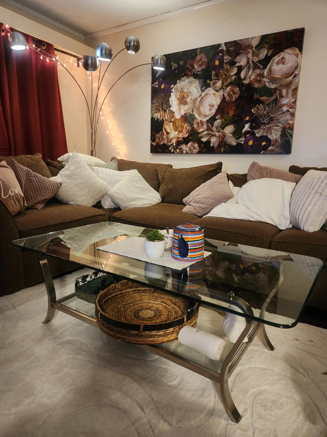 STYLUS sectional and glass coffee table