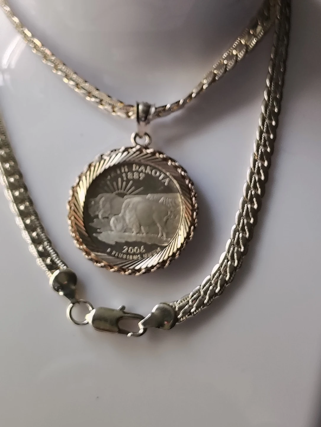 North Dakota 2006 Coin Pendant Necklace - photo 3