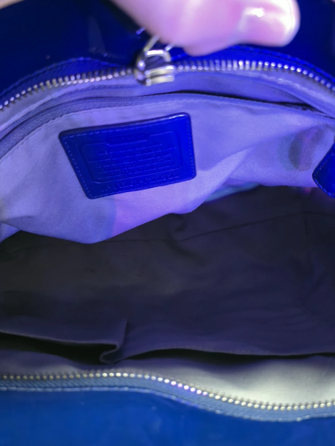 Coach Navy Blue Patent Leather Tote Bag - photo 3