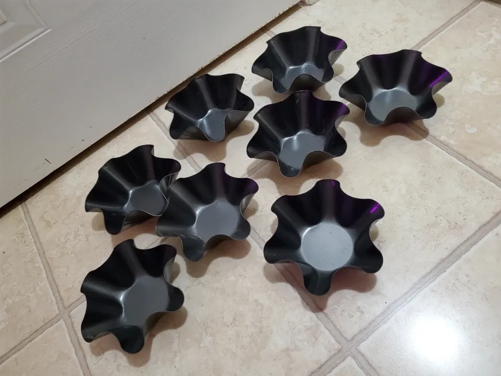 8 Metal Taco Salad Shell Bowls #Cleanout