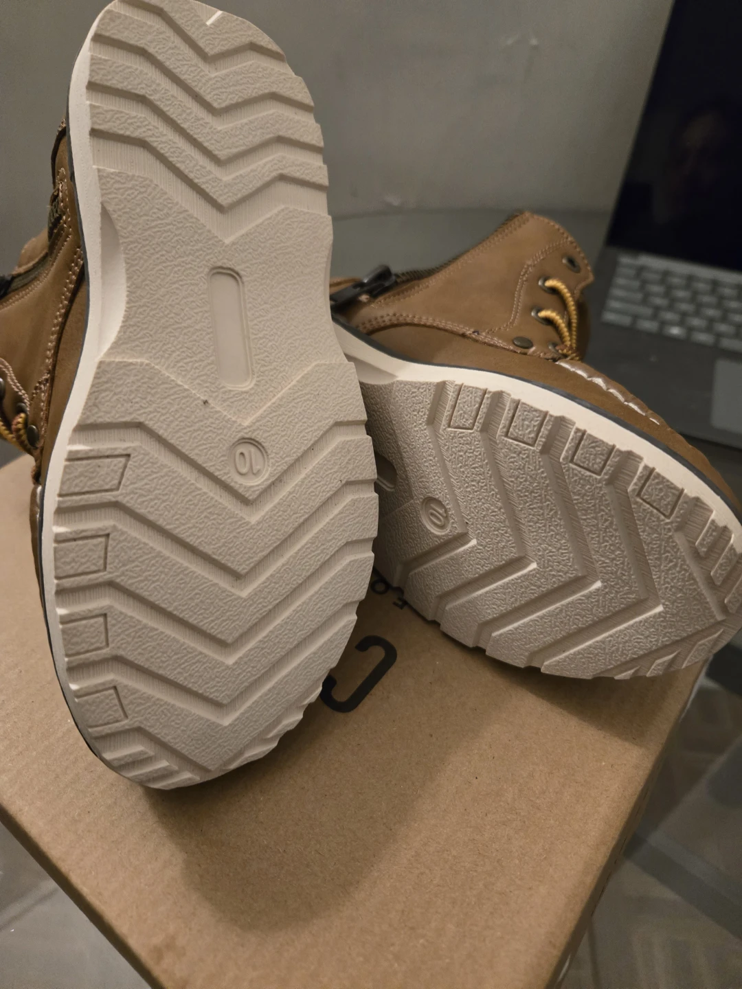 New Crevo Buck Infant Tan Boots - Size 10 - photo 4