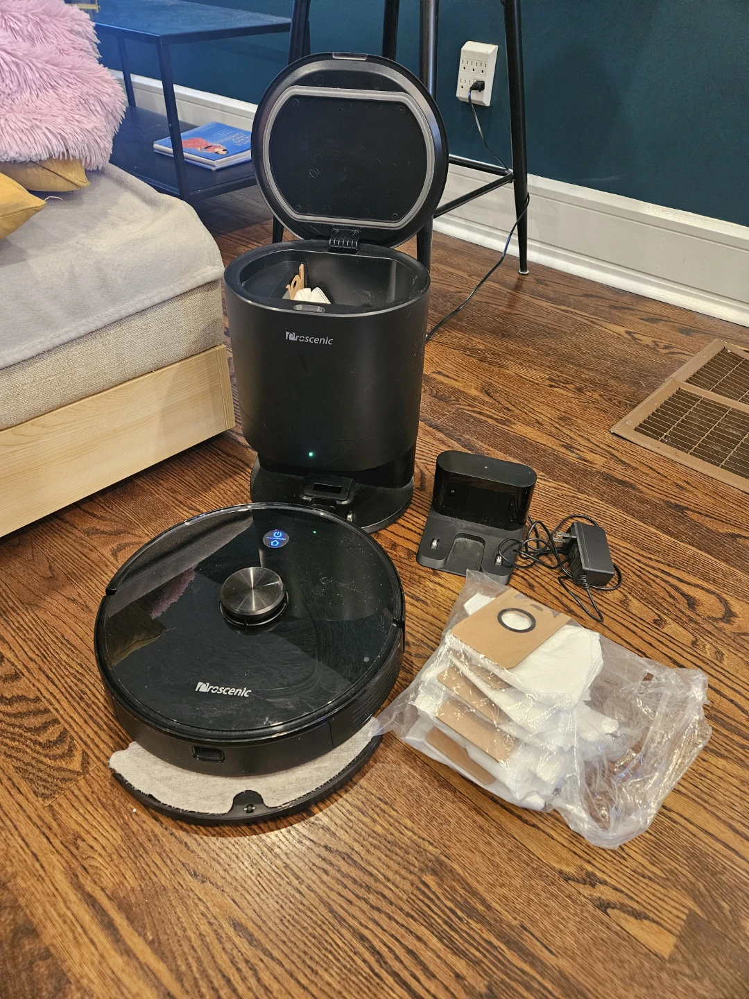 Robot Vacuum Cleaner / Mop with Accessories