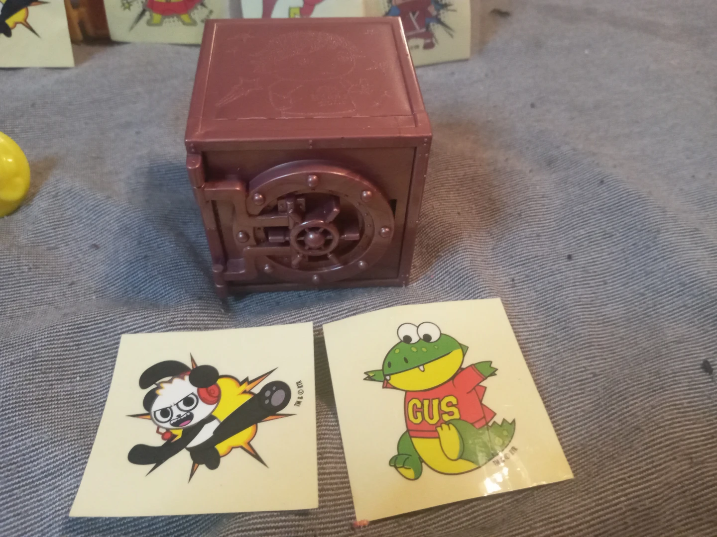 Ryan's World Toy Safe & Figure Set - photo 2