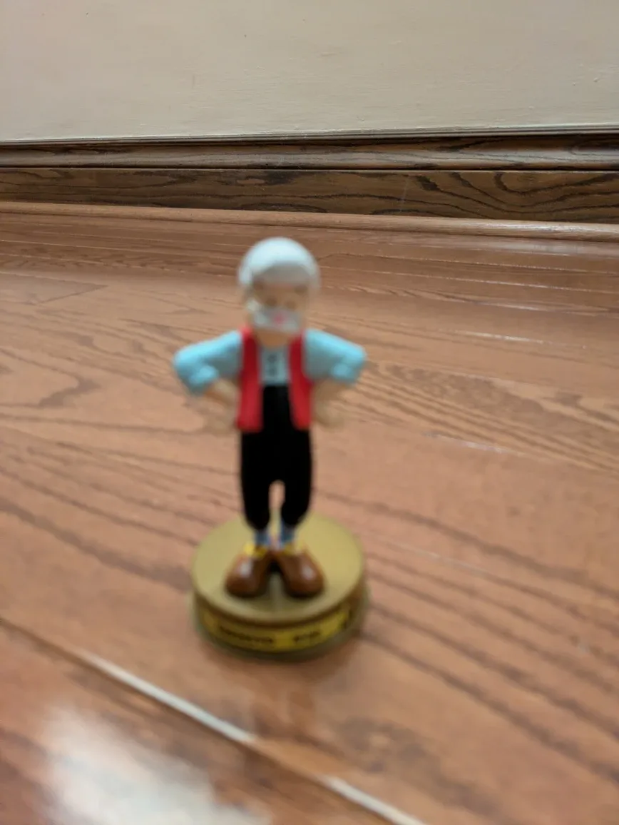 Disney 1940 Geppetto figurine #cleanout