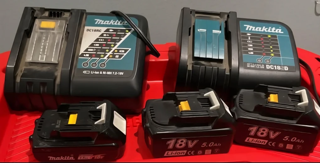 Makita lawnmower and weedeater - photo 3
