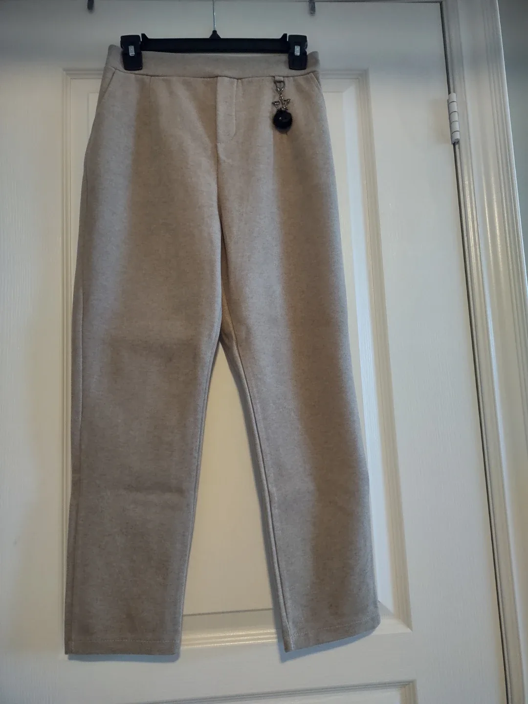 Beige Pants with Charm(기모바지)