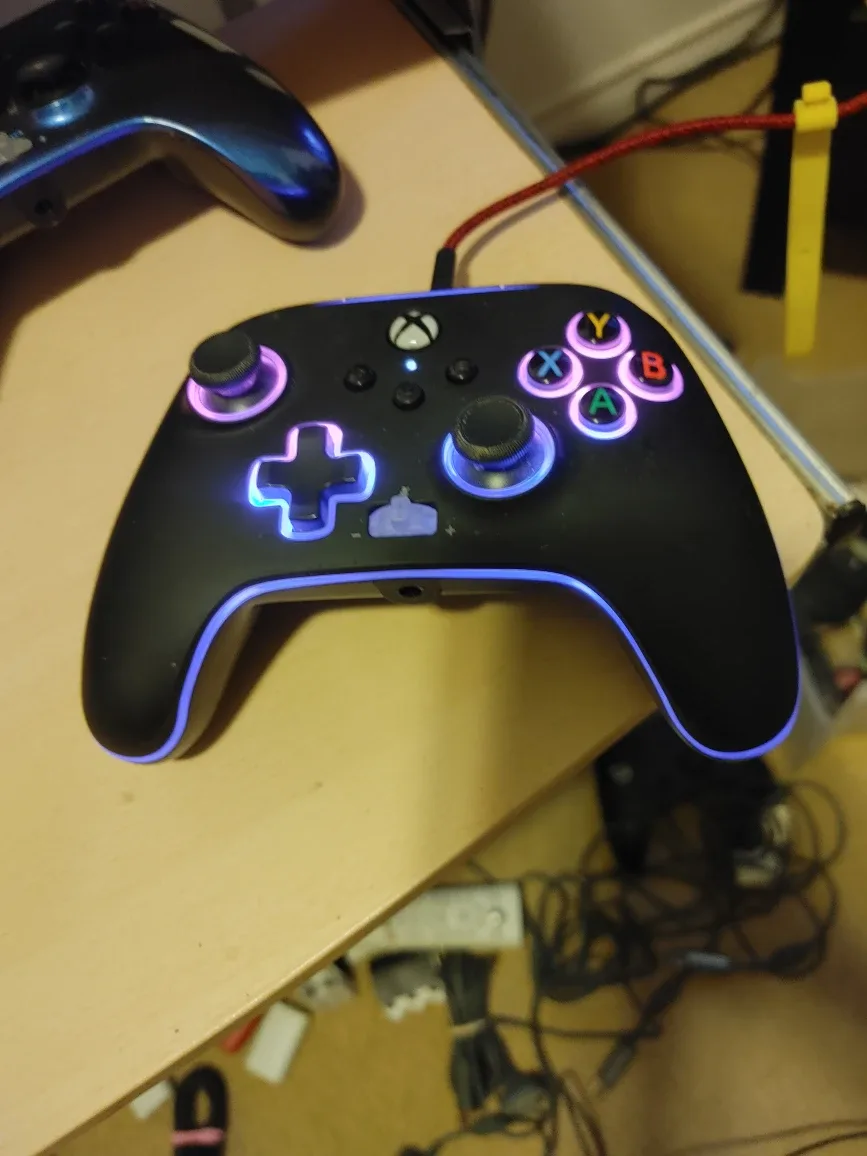 Xbox One controllers image indicator(2)