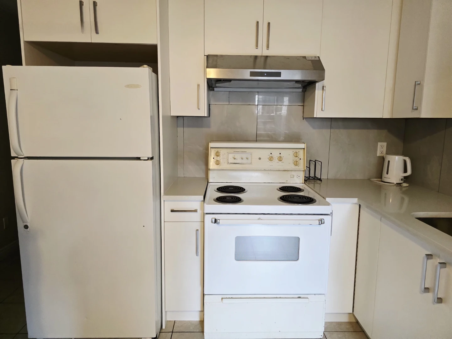 All inclusive Basement Available - photo 5