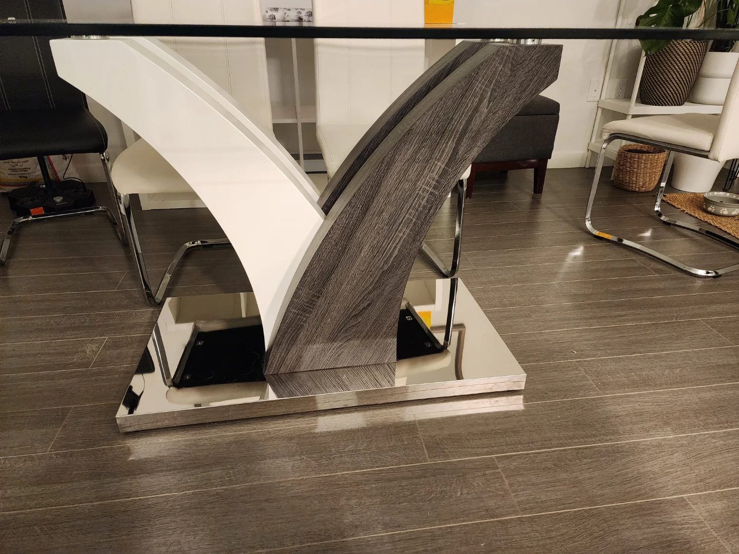 Glass Top Dining Table from Brick - photo 2