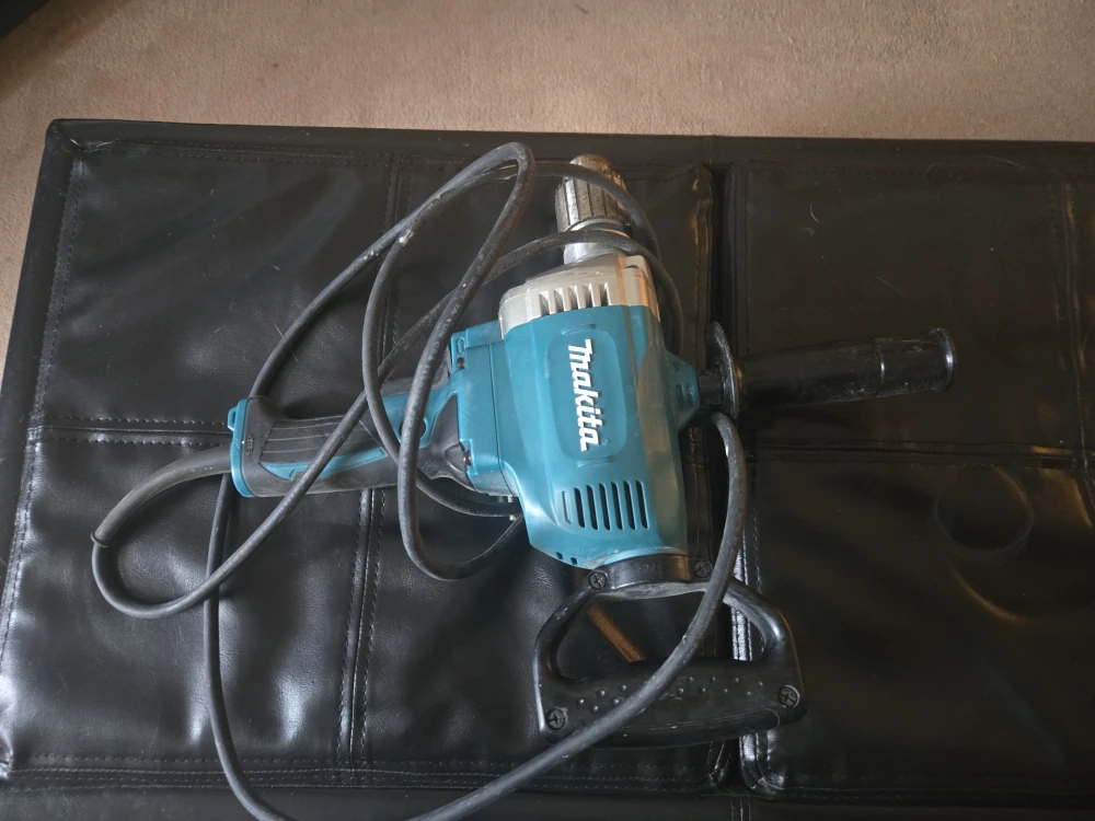 Makita DS4012 Drill - Heavy Duty - photo 2