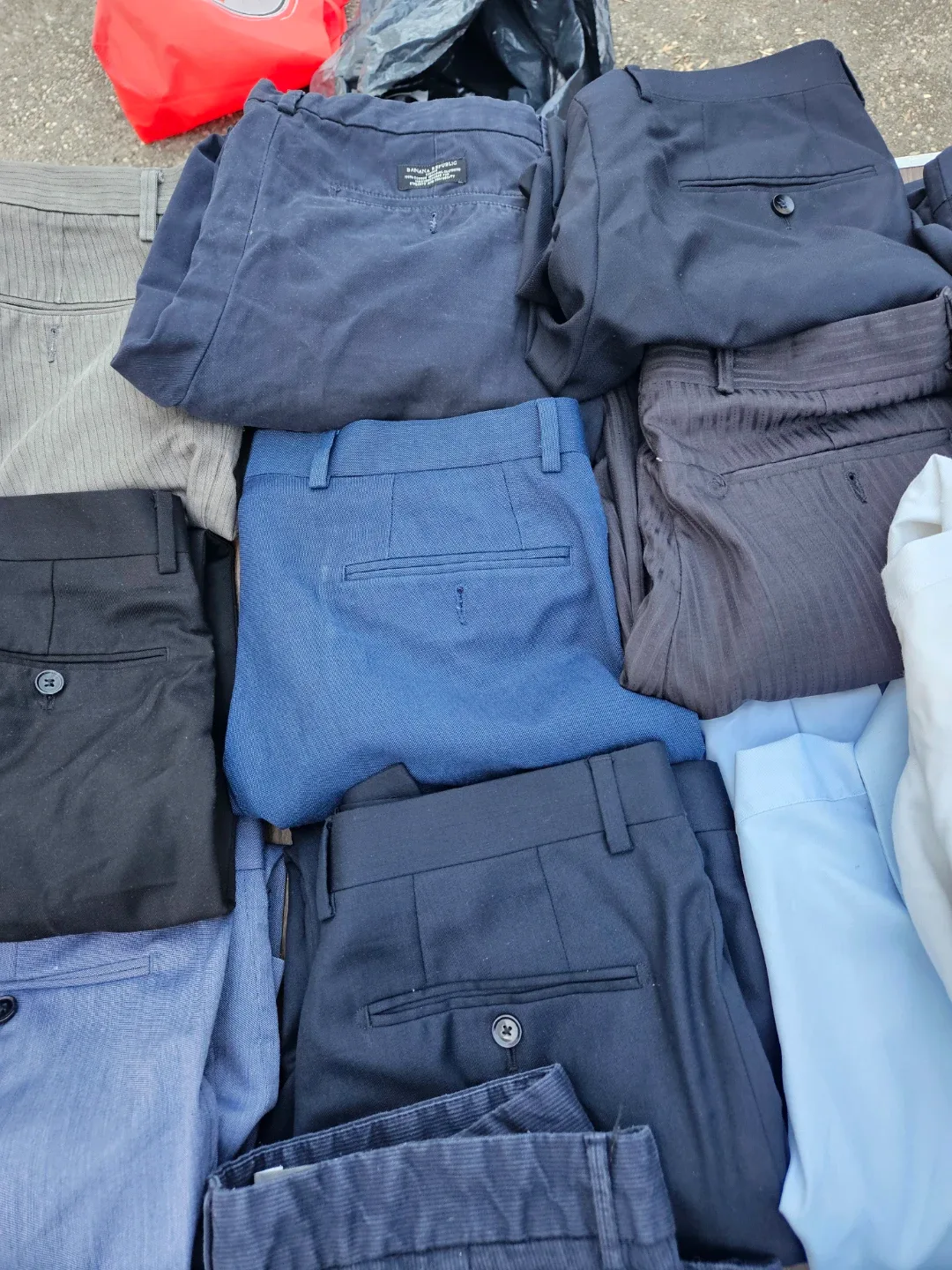 35 pants and shirts size 32 and medium image indicator(6)