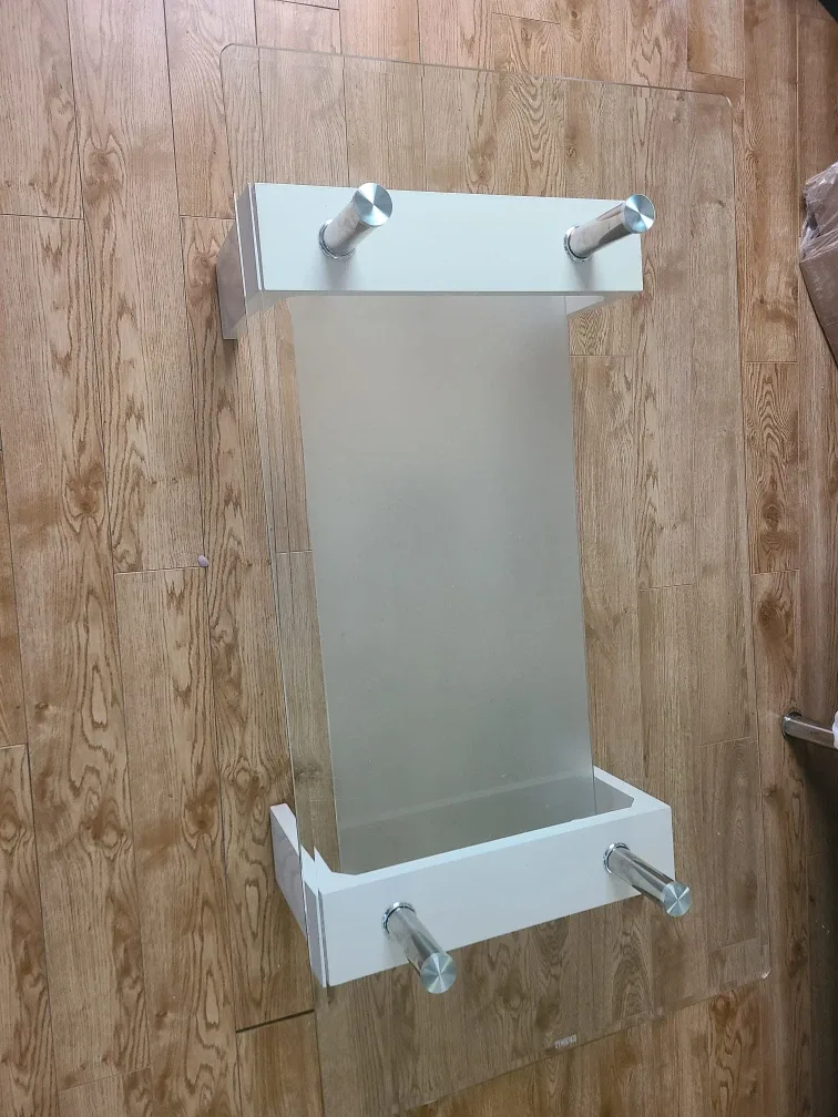 Modern Glass Top Coffee Table image indicator(3)