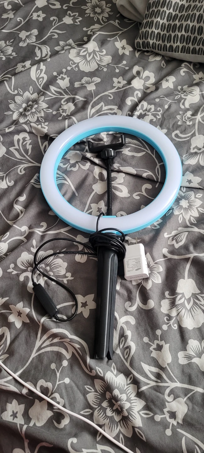 Ring Light with Phone Holder - photo 2
