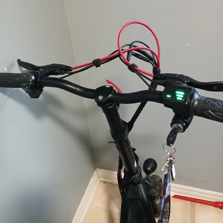 i Scooter Electric Scooter with Seat & Basket image indicator(4)