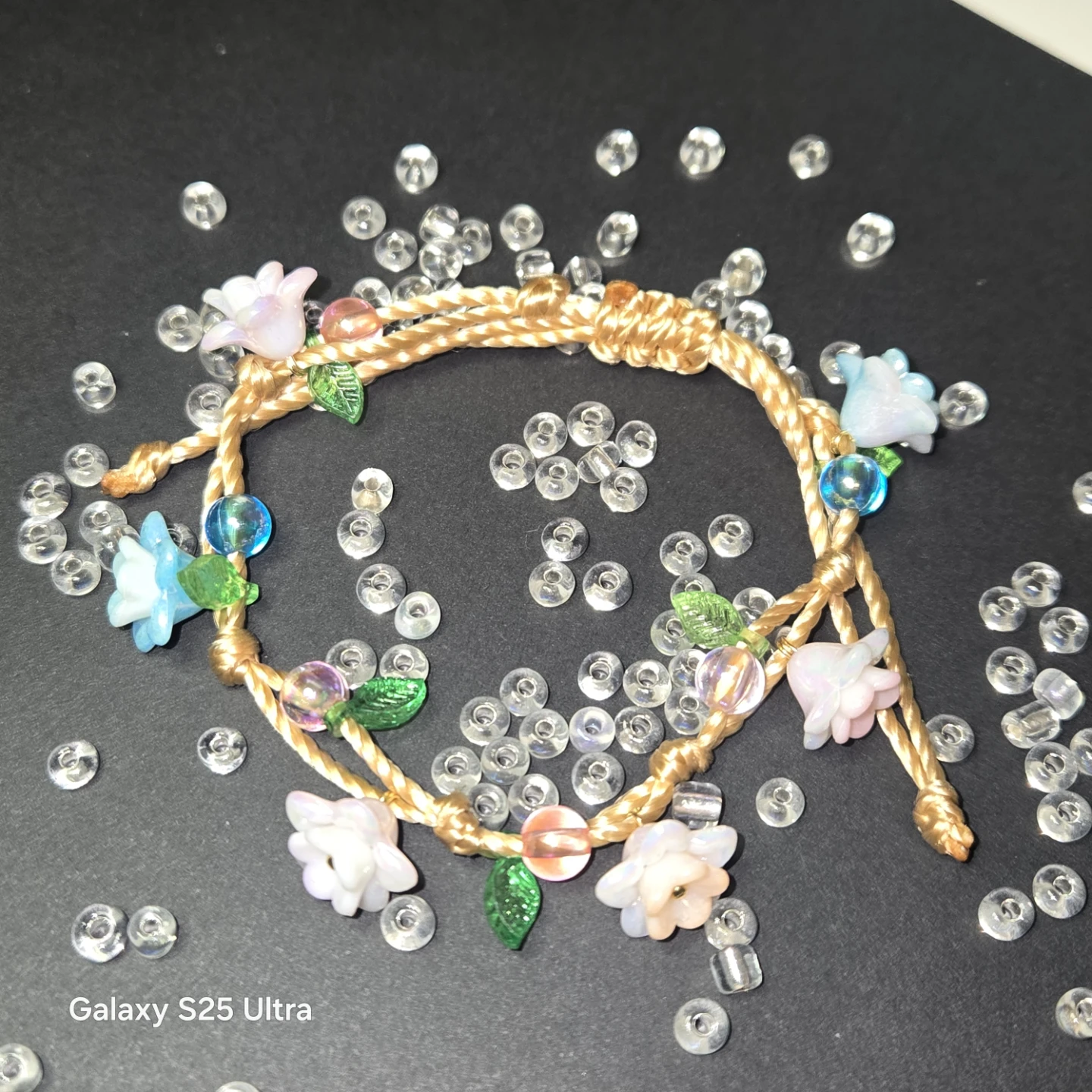 Handmade Floral Bracelet - photo 2