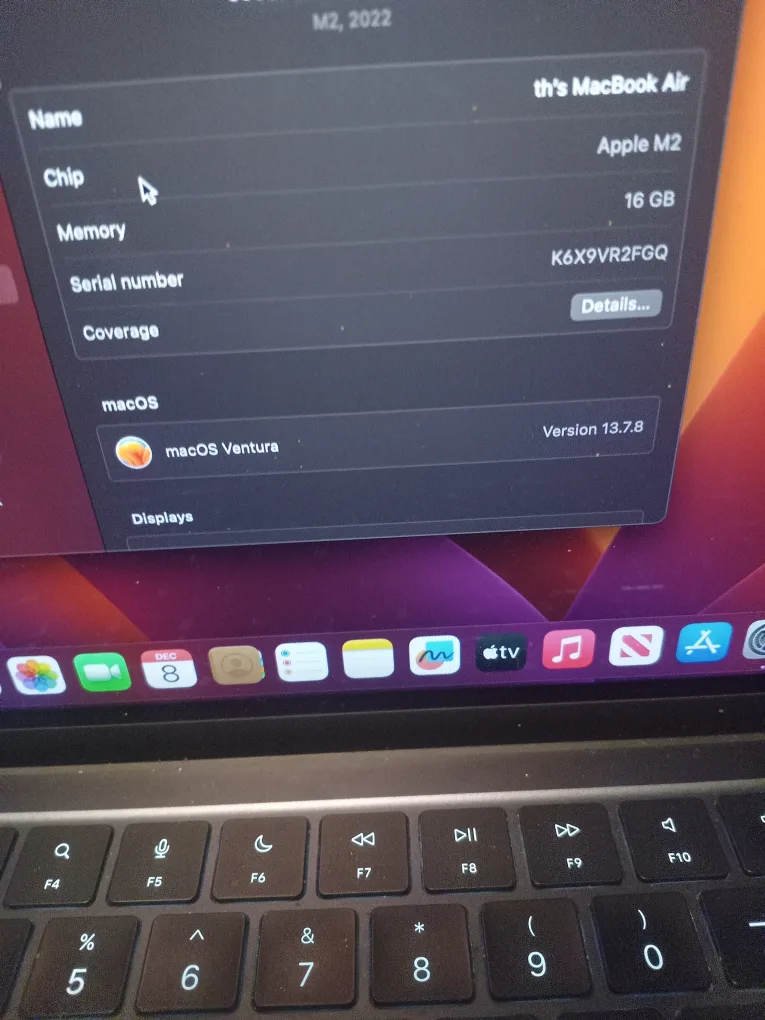 MacBook Air Apple M2, 16 GB Memory