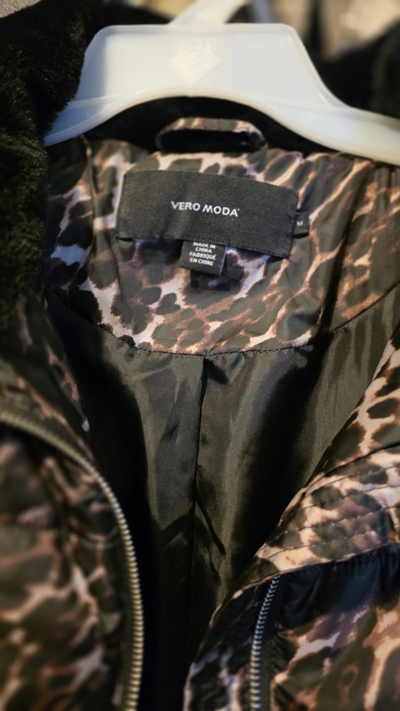 Vero Moda Animal Print Puffer Jacket - photo 2