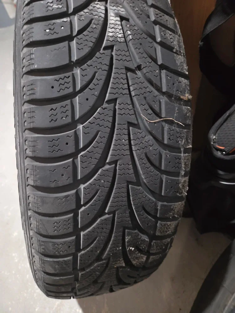 Firestone Winterforce LT225/65R17 Tires