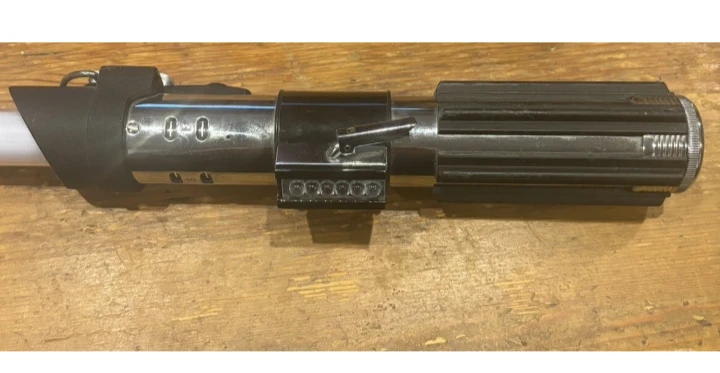 Awesome Rare"Darth Vader Force FX Lightsaber by Hasbro - photo 3