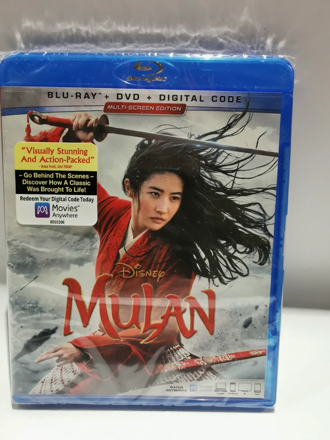 Disney Mulan Blu-ray + DVD + Digital Code - New!