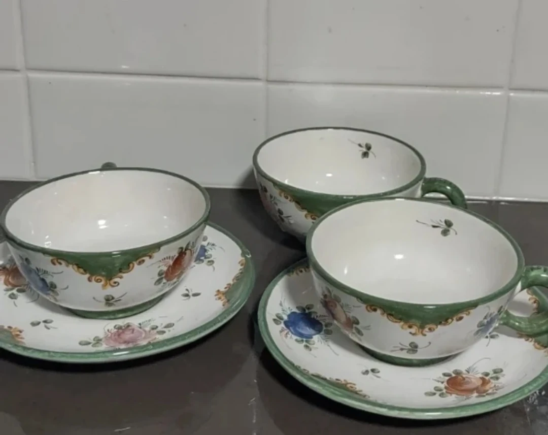 Dervuta Floral Tea 3 Cups and  2Saucers #Cleanout - photo 4