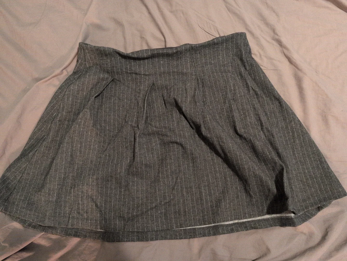 H&M Grey Striped Skirt - Size L