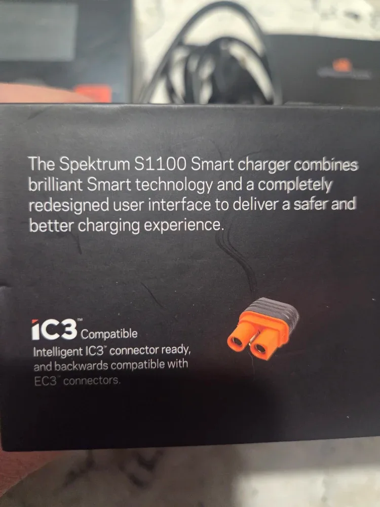 Spektrum S1100 Smart Charger - Like New! image indicator(3)