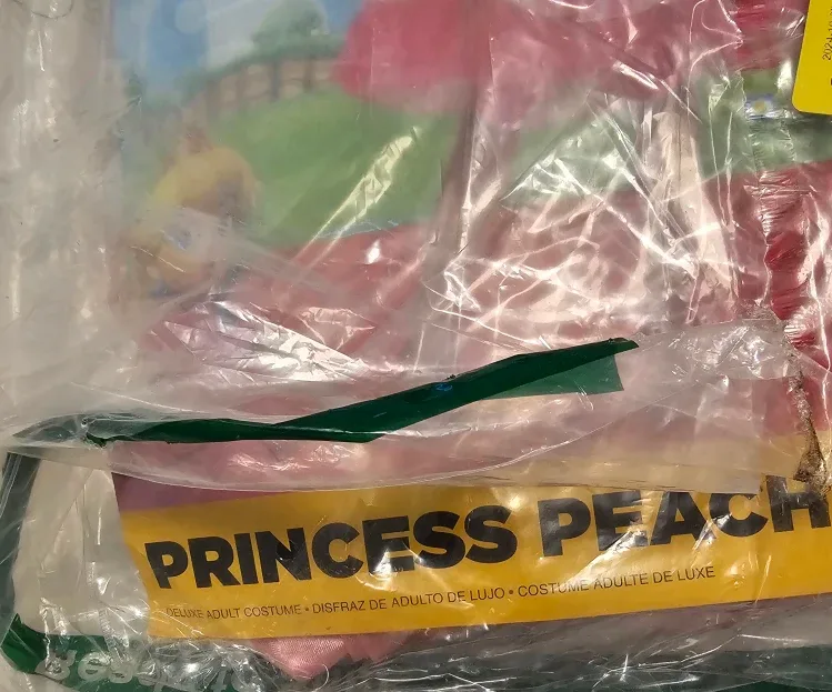 Princess Peach Deluxe Adult Costume