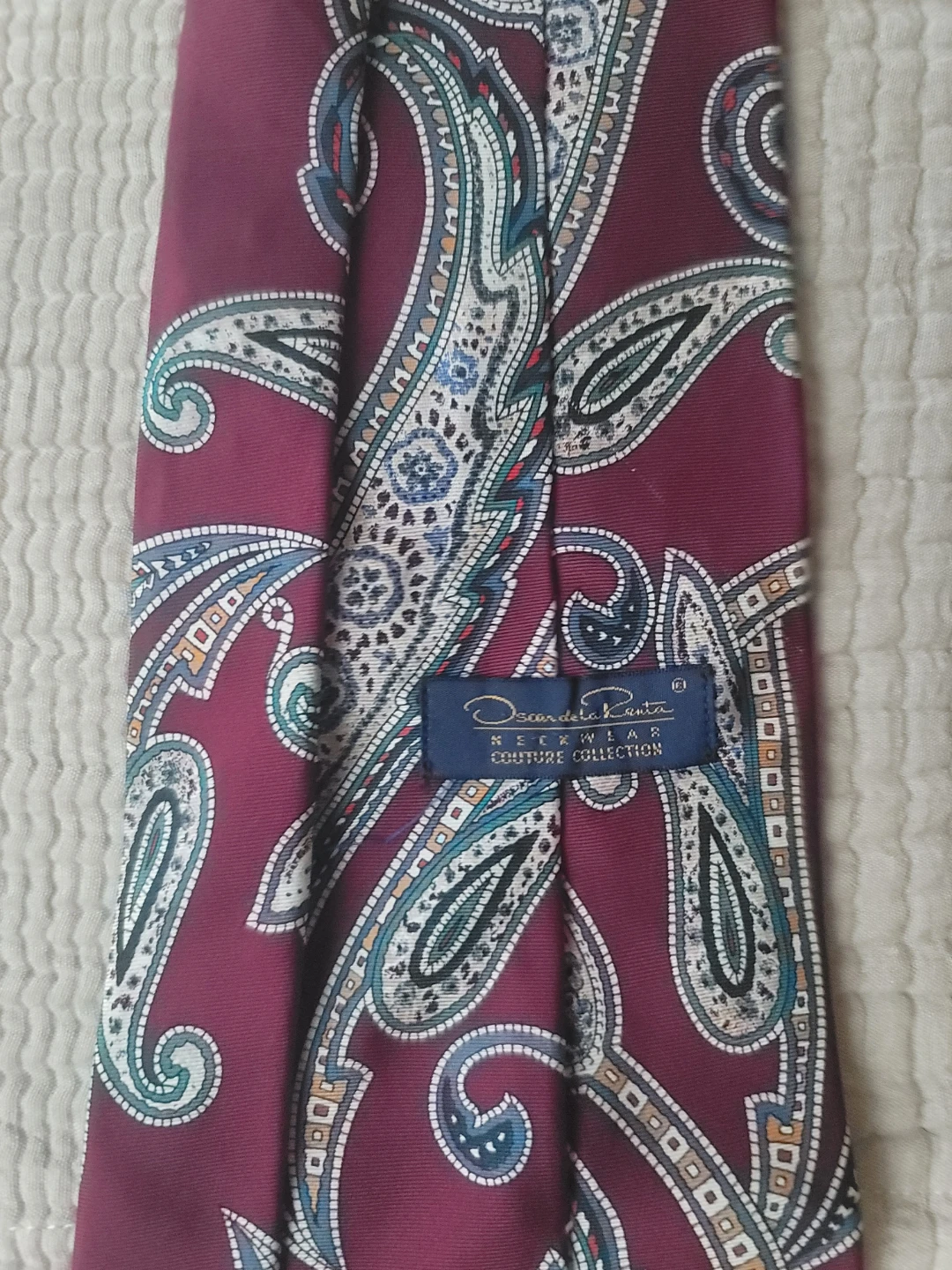 Oscar de la Renta Necktie EUC Imported Silk