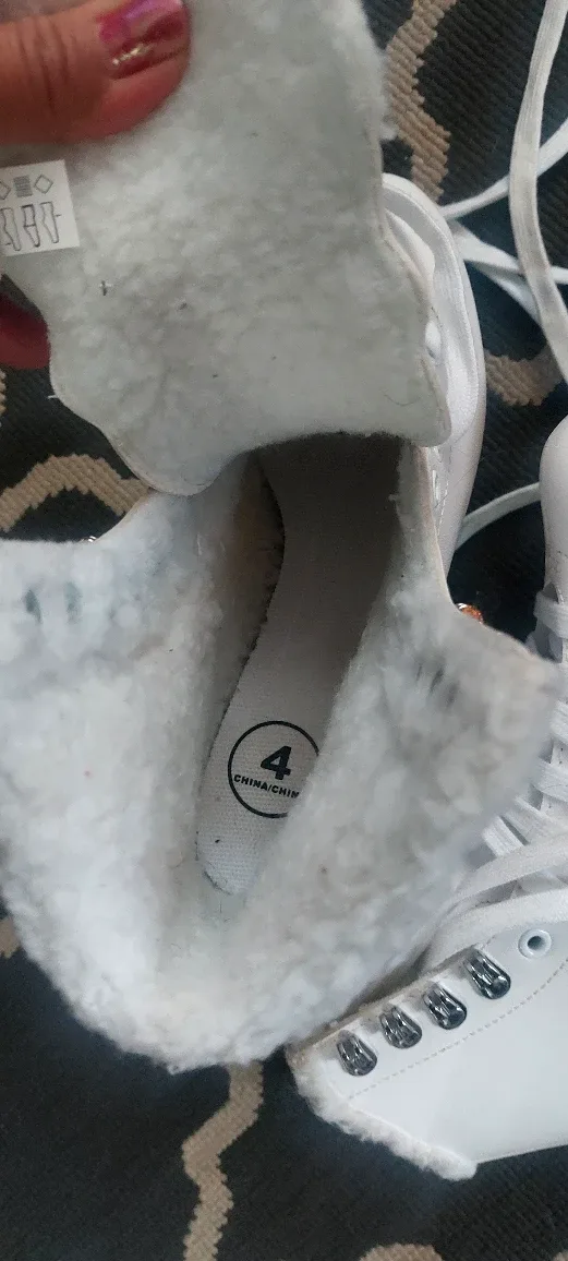 Girls' White Figure Skates  and more image indicator(2)