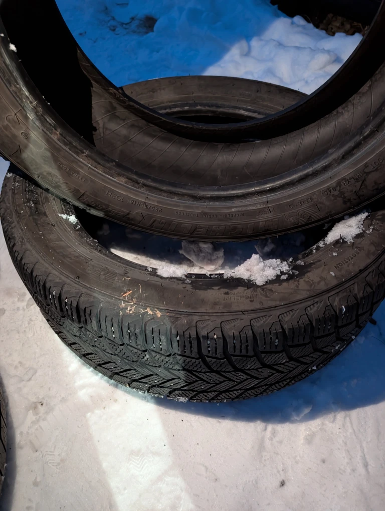 2   good Michellin 2022 year tires 225/55r18 - photo 2