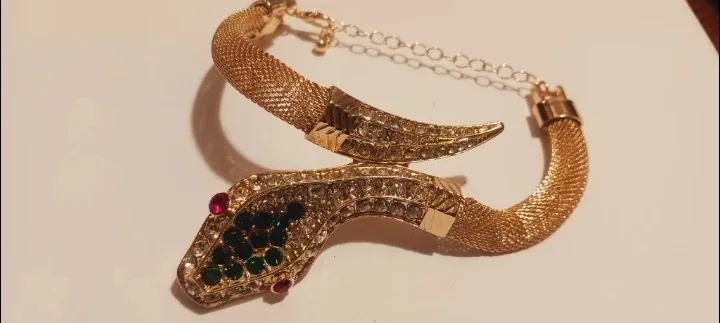 SALE $5 !!Gold Tone Snake Rhinestone Bracelet image indicator(4)