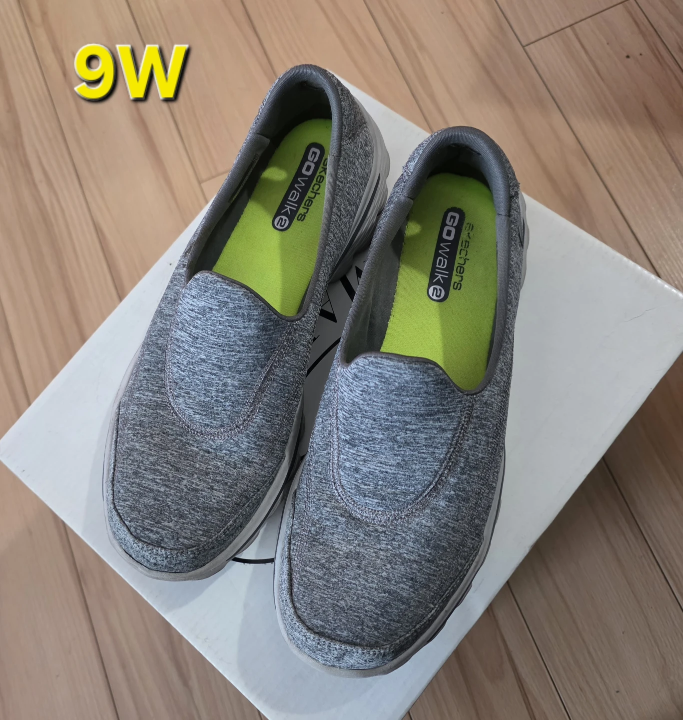 Skechers GOwalk 2 - Women's Size 9W