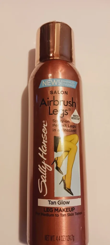 NEW !! Sally Hansen Airbrush Legs - Tan Glow