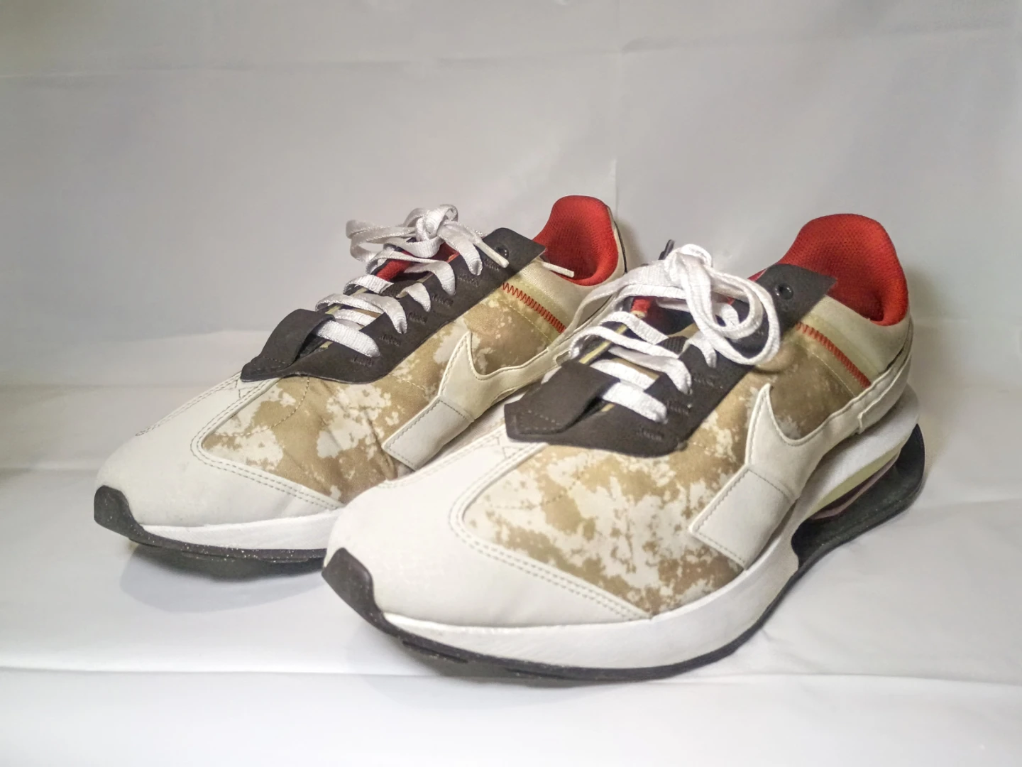 Air Max Pre-Day SE "Social FC"
