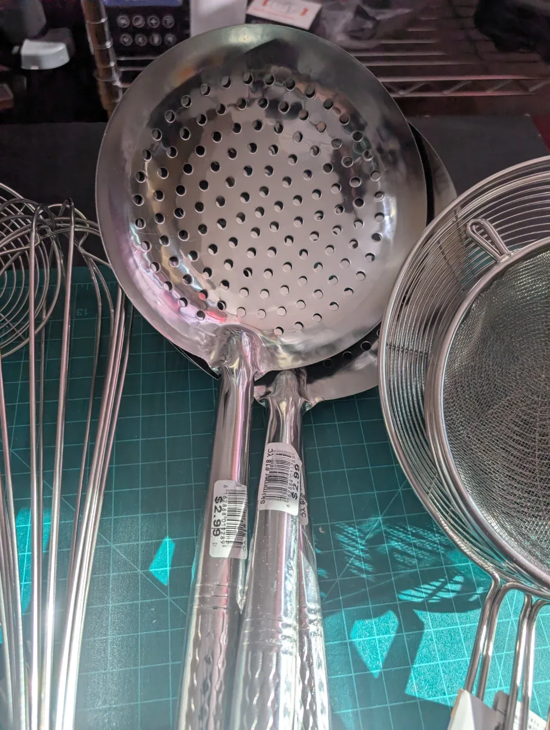 Assorted Kitchen Utensils - Spoons, Skimmers, Ladles image indicator(4)