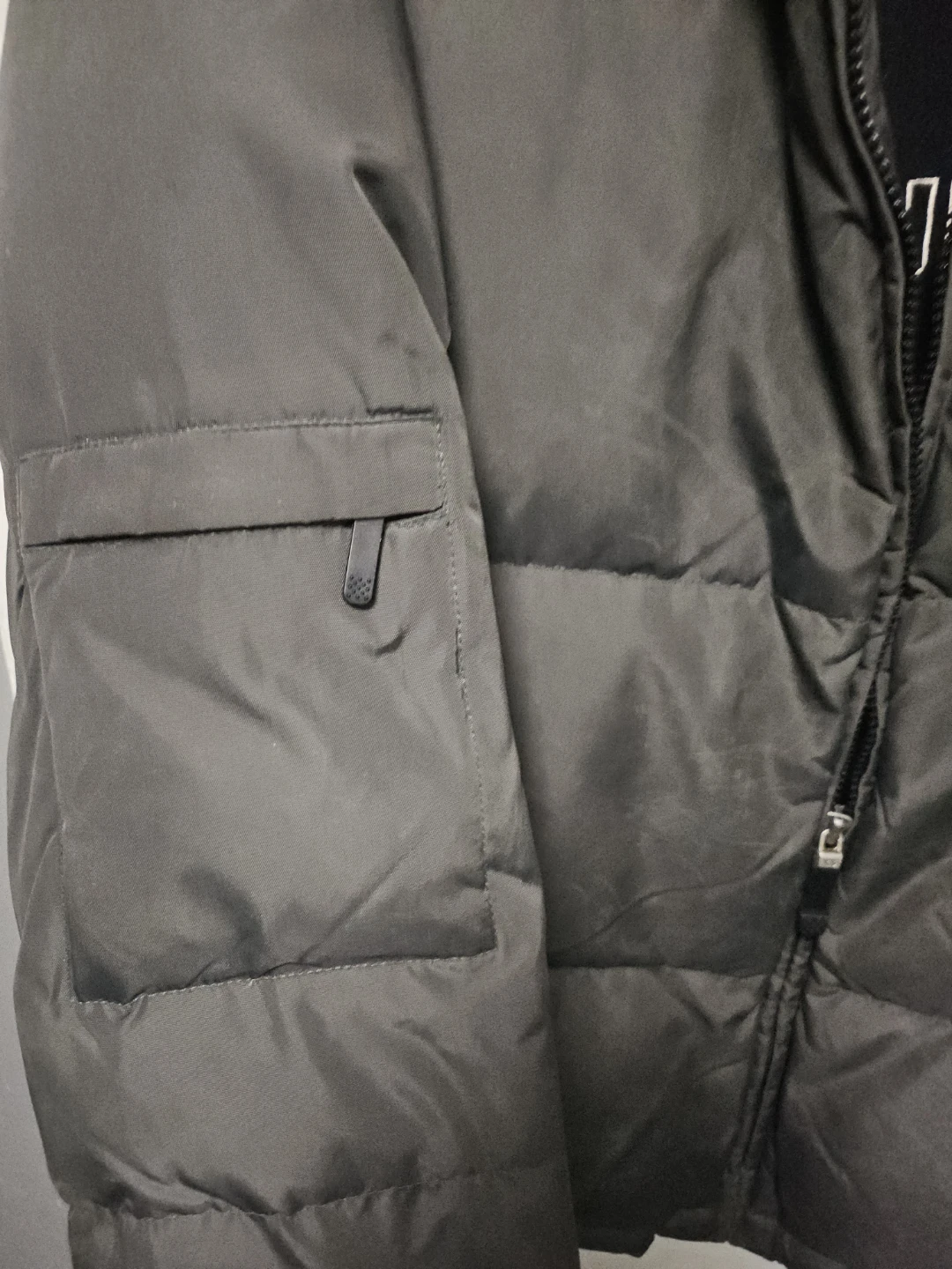 Guess Puffer Jacket - Size L - photo 3