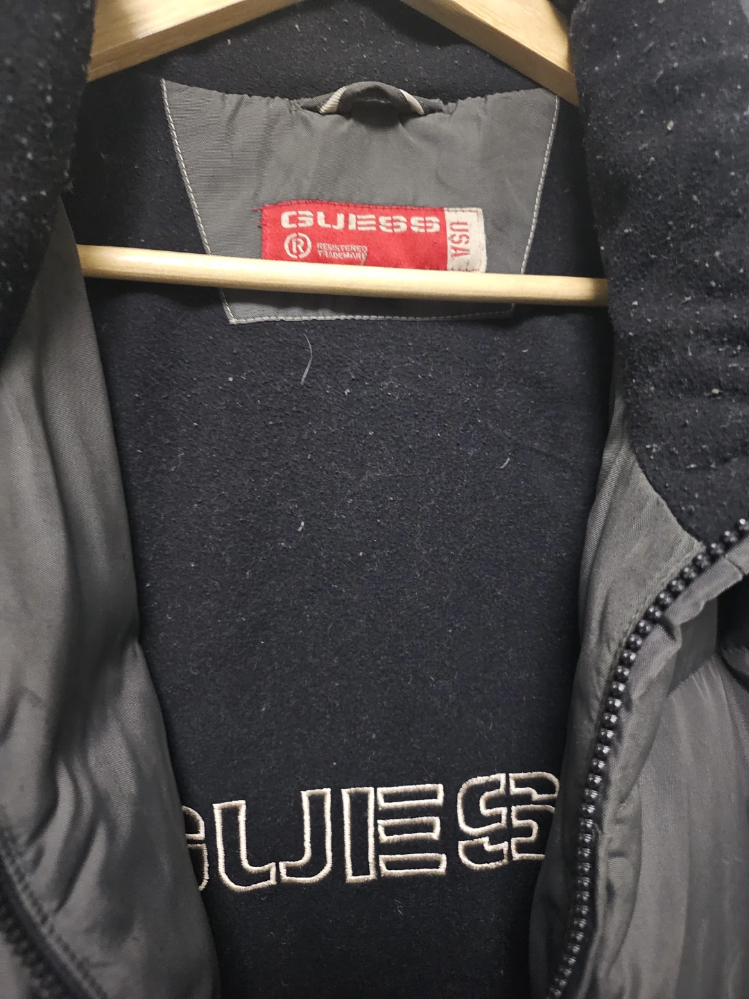 Guess Puffer Jacket - Size L - photo 4