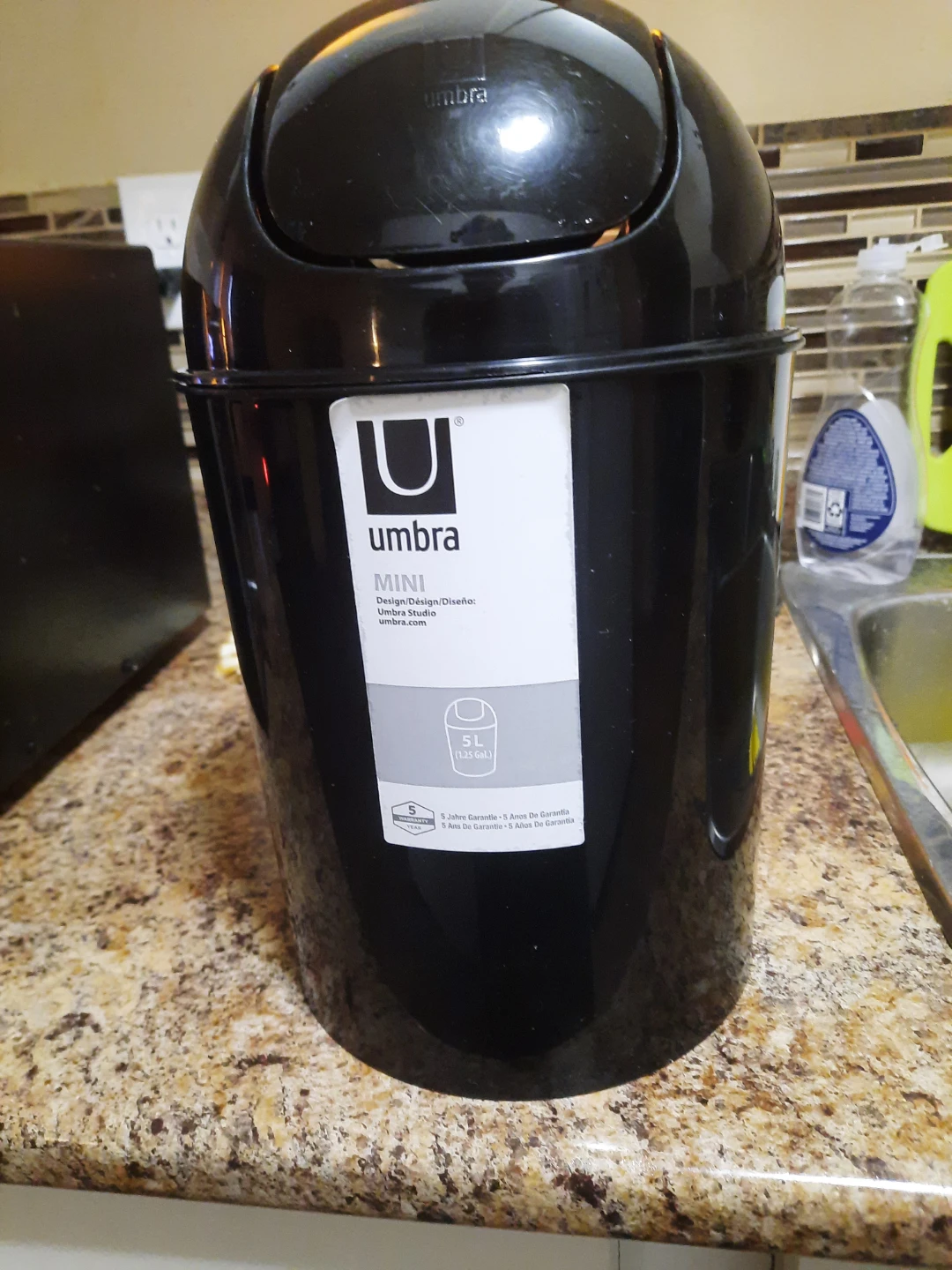 Umbra Mini Waste Can  pick up in st.albert