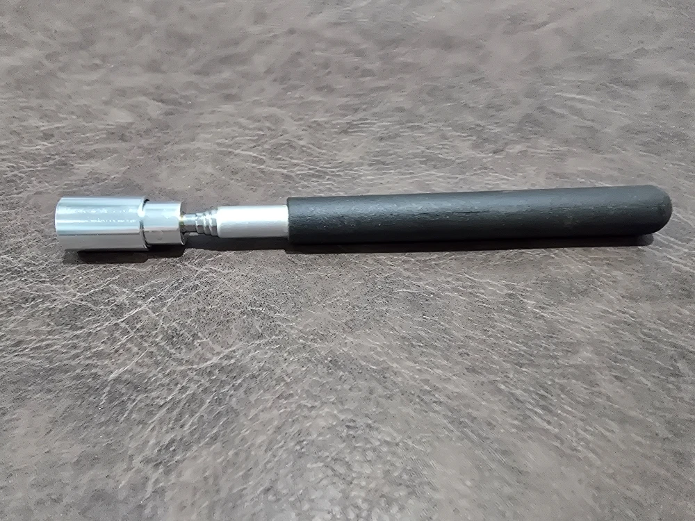 Telescopic Magnetic Pickup Tool