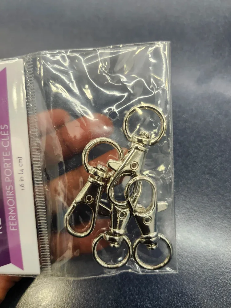Craft Medley Key Ring Clips - 4 pc image indicator(2)