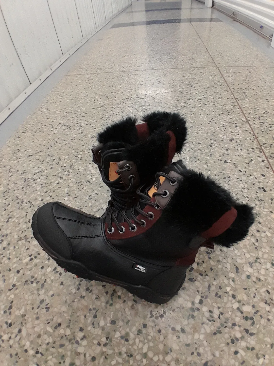 Pajar Black Leather Winter Boots Women's Size 8