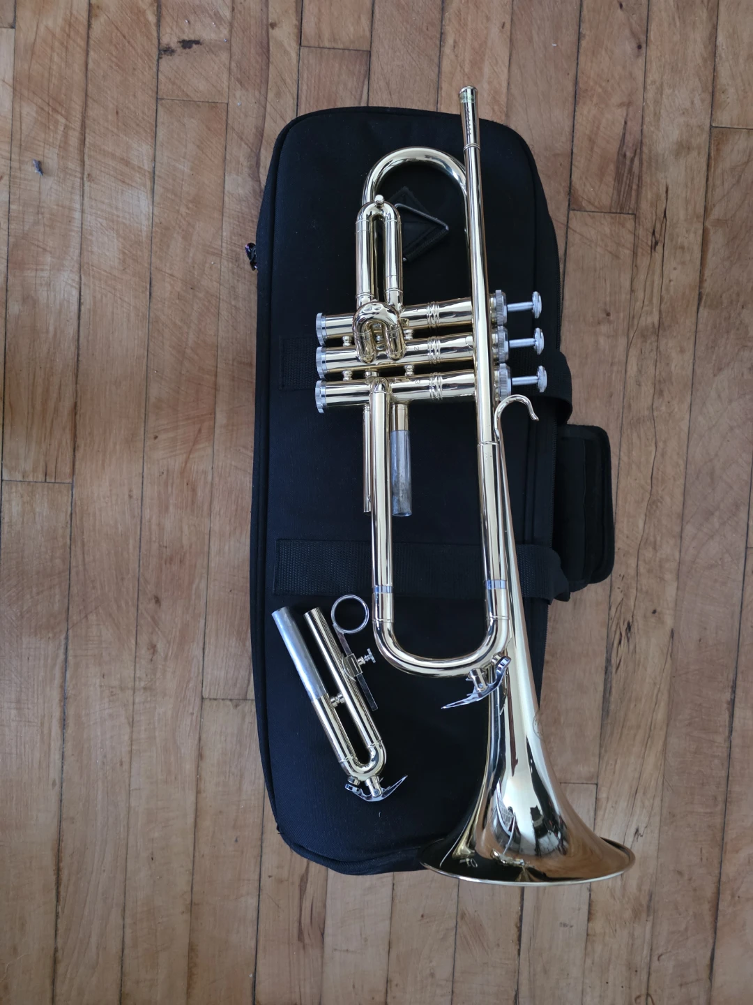 Giardinelli Trumpet with Case