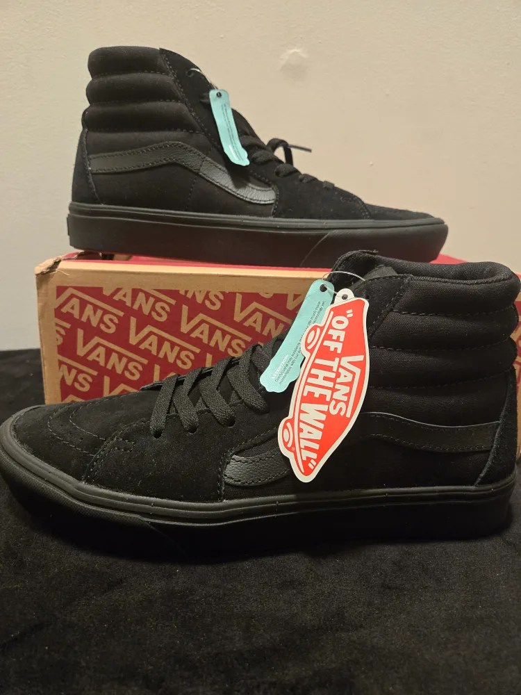 Vans Sk8-Hi All Black High Top Sneakers
