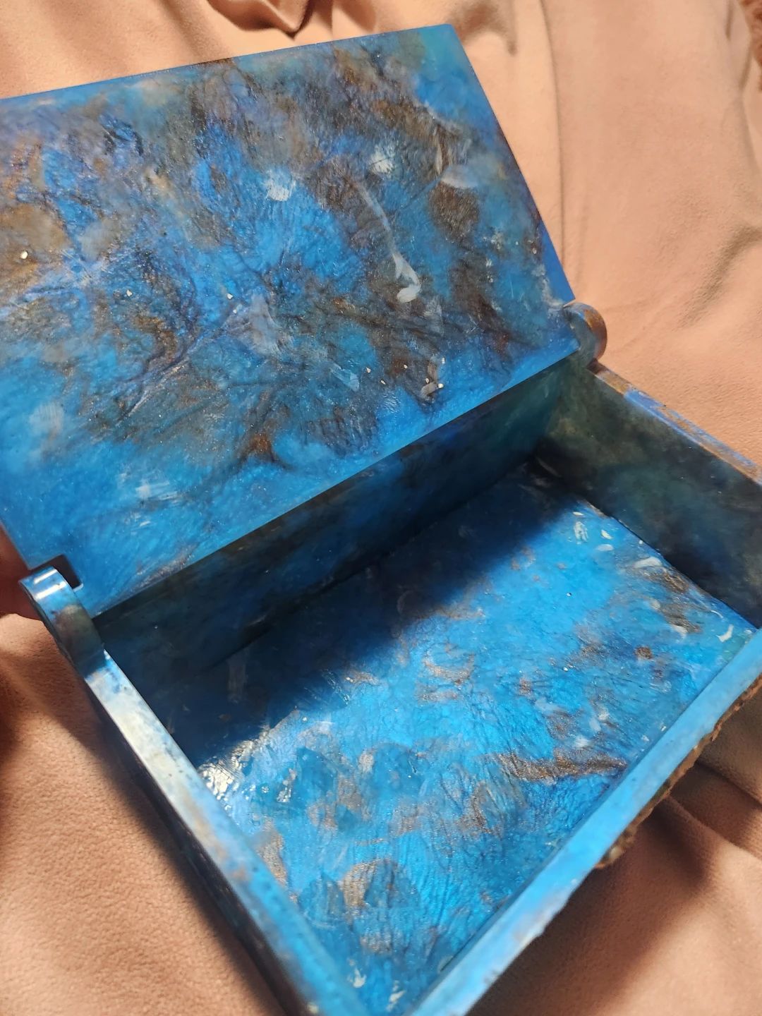 Handmade Resin Jewelry Box - photo 3