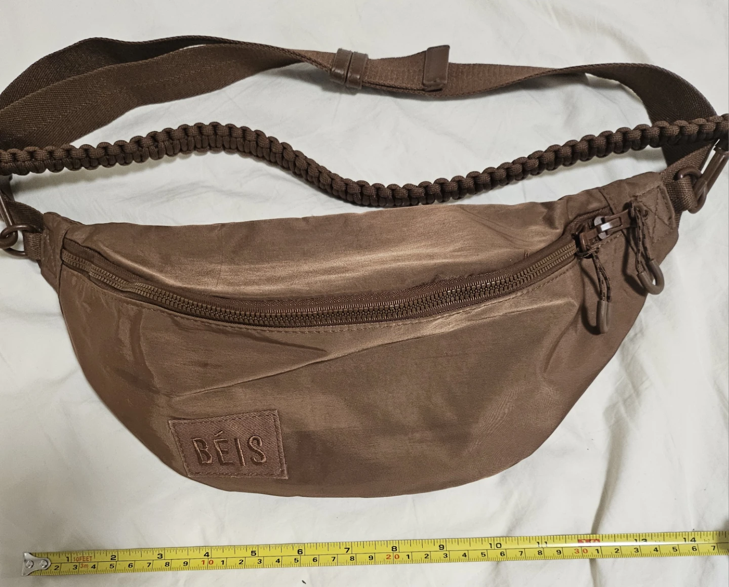 BÉIS Belt Bag in Brown